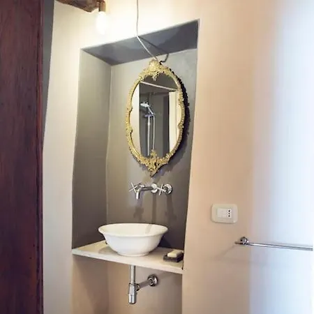 Lägenhet Antica Casa Noce Rivoria