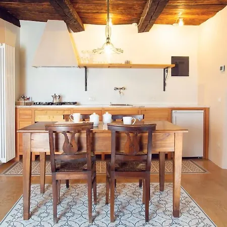 Antica Casa Noce Rivoria *